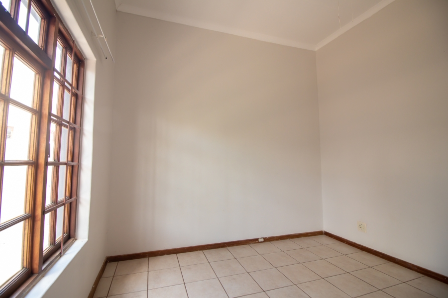 3 Bedroom Property for Sale in Geelhoutpark North West